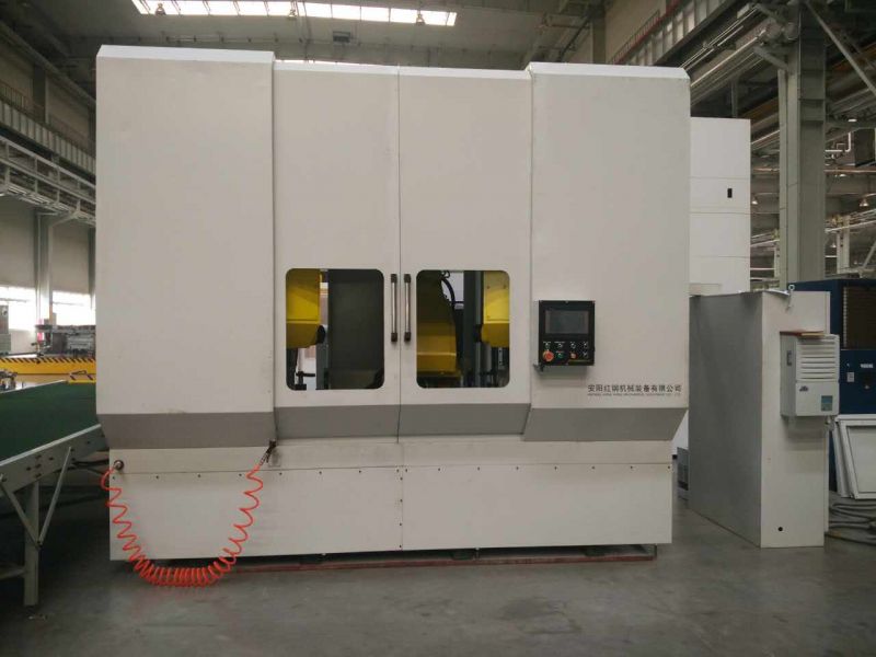 異型筦(guan)鋸切數(shù)控機(jī)牀