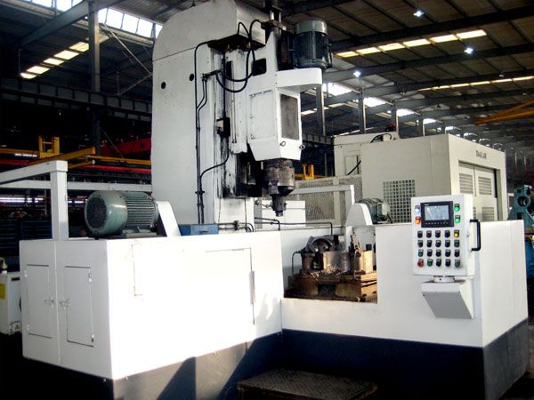 減(jian)殼(ke)三麵鏜車(chē)機(jī)(ji)牀